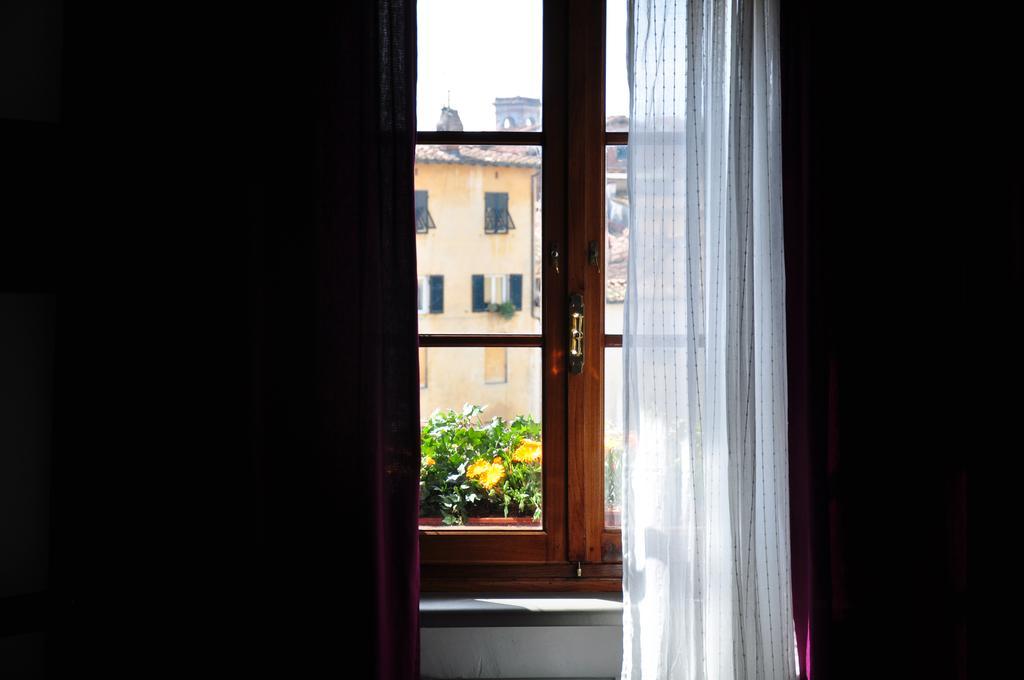 At Home Bed And Breakfast Lucca Exterior foto